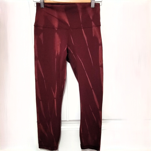 Lululemon Wunder Train High-rise Crop 23” Red Merlot Printed Everlux Size 6 - Picture 2 of 7